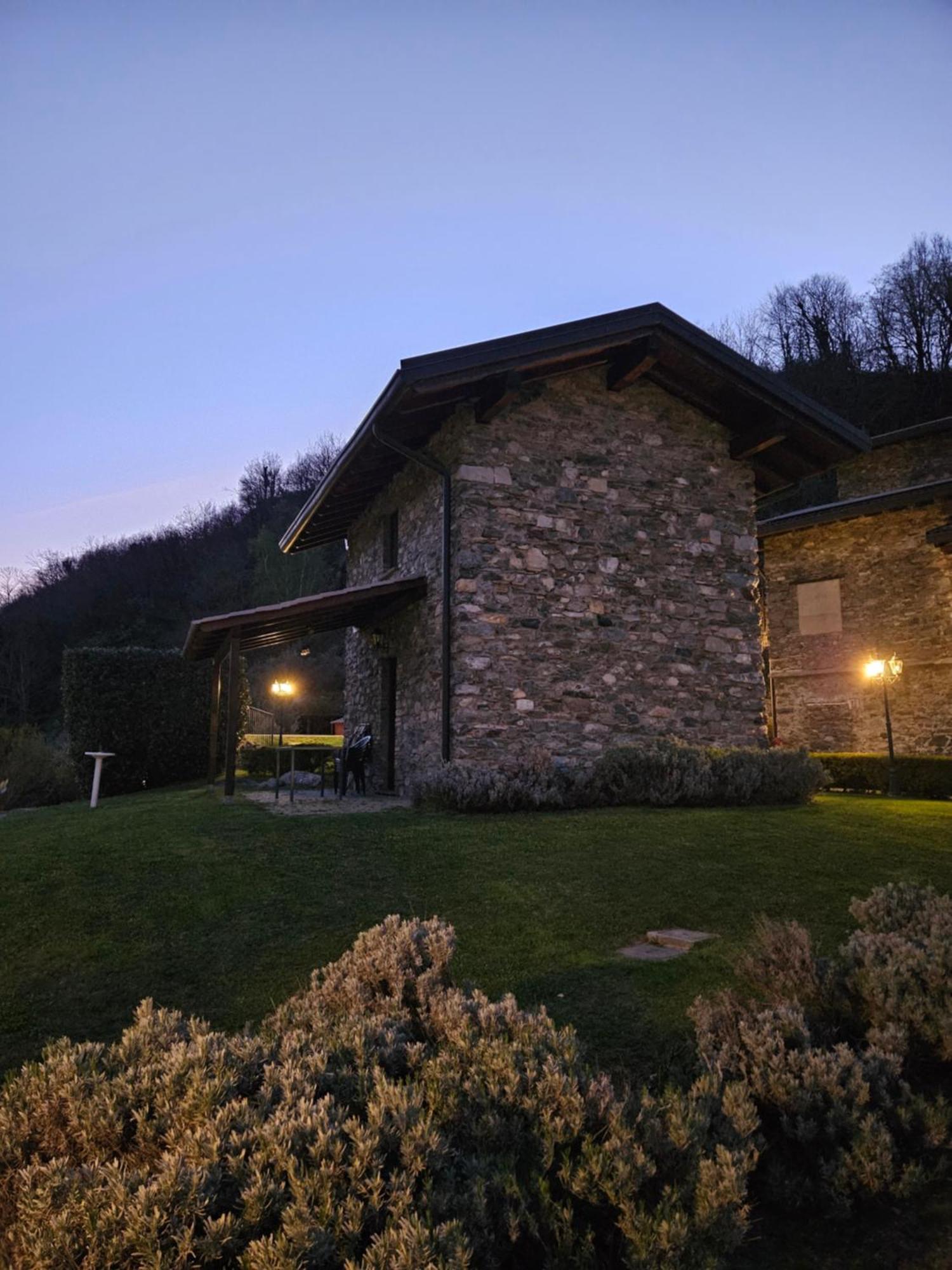 Villa Borgo Erbiola Colico Exterior foto